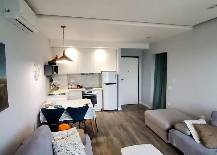 Auras Home